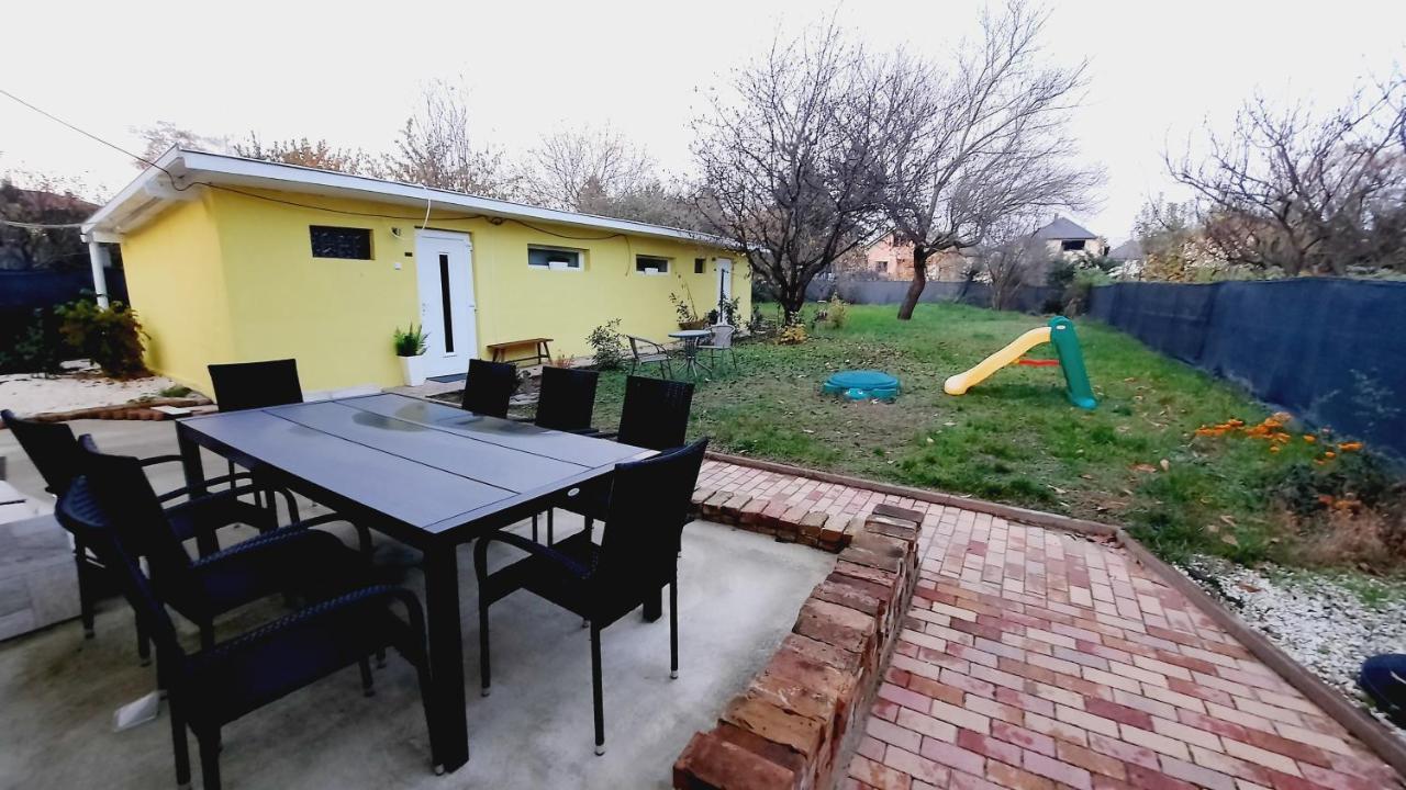 Hi-Bp Garden City Batsanyi Tiny House Near The City Train With Free Parking Budapeszt Zewnętrze zdjęcie